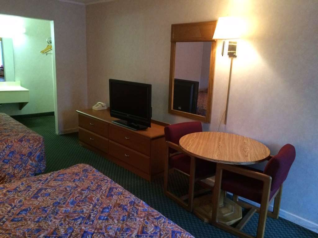 Town And Country Inn Suites Spindale Forest City Kamer foto